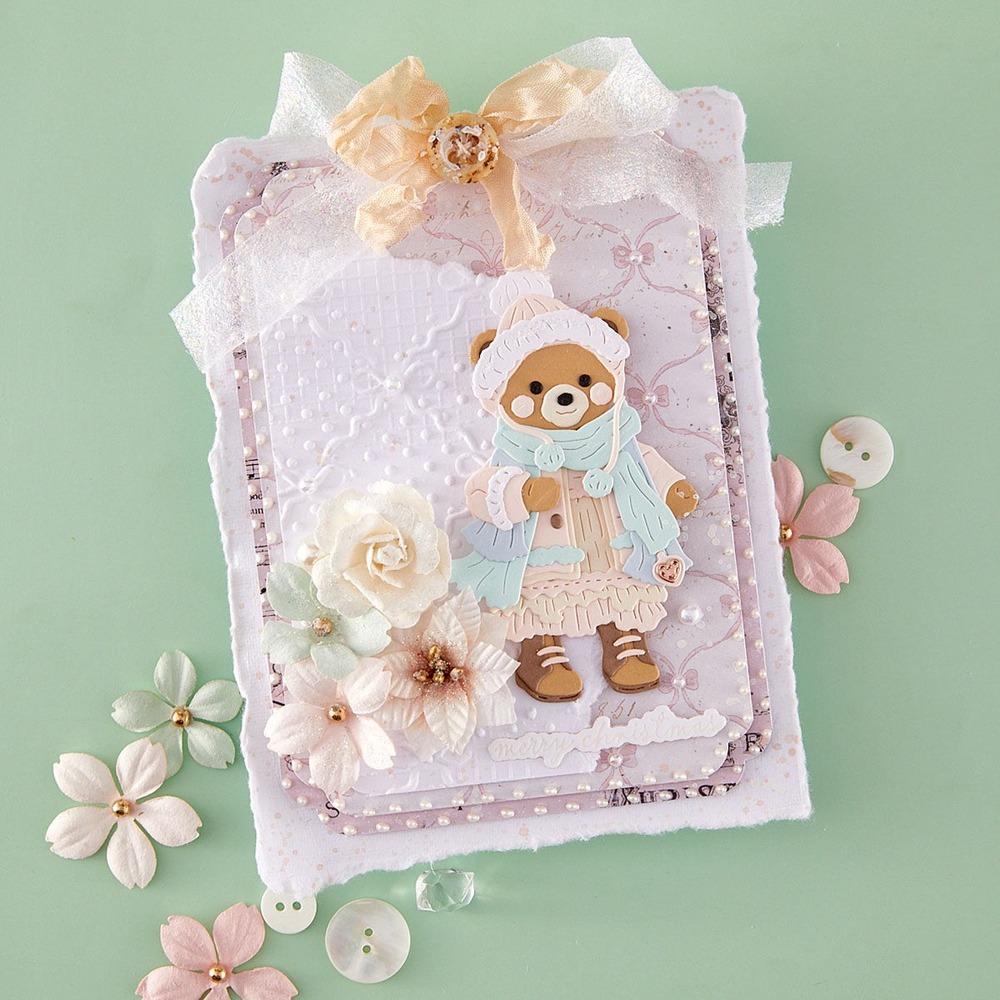 Spellbinders 粉嫩聖誕冬裝小熊刀模組 Bundled Up Winter Bear